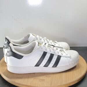 adidas Superstar Low Sz 9 Womens 008449 White Black Running Athletic Sneakers